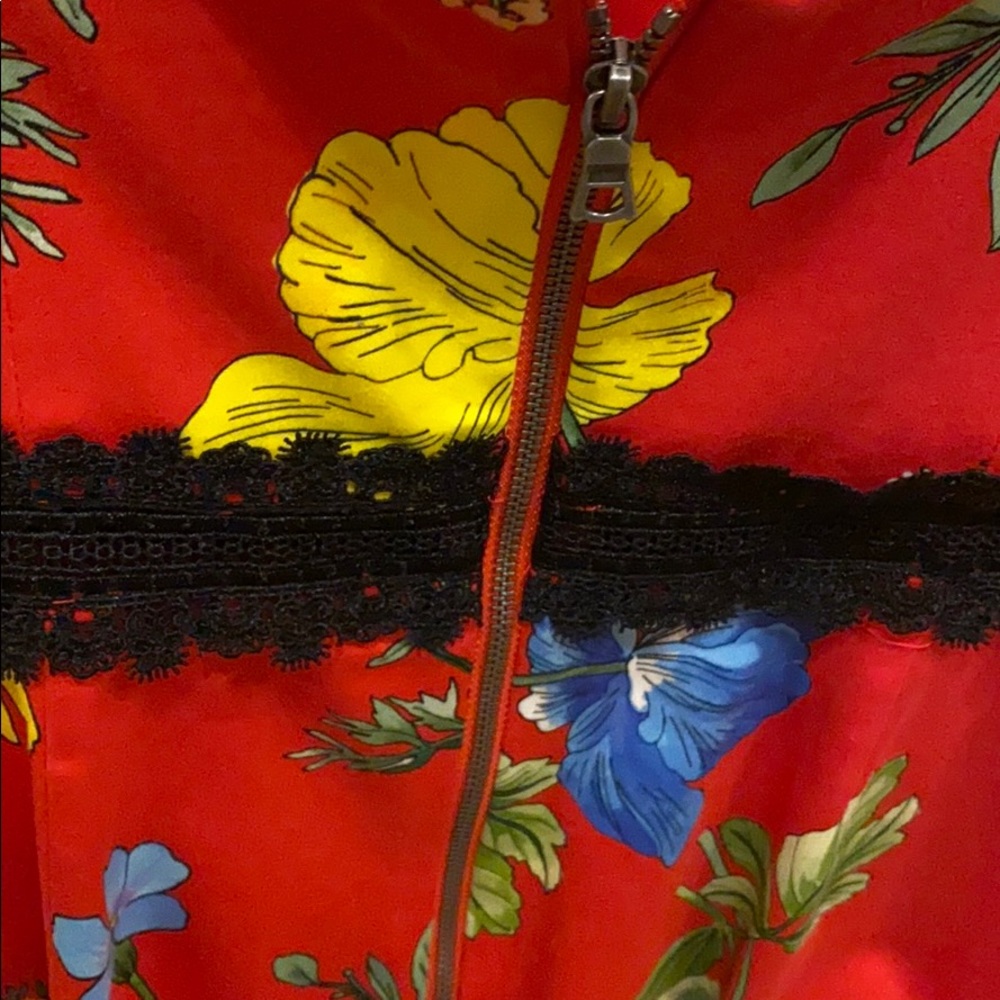 Alice & Olivia red floral print/ lace short dress - Picture 4 of 5